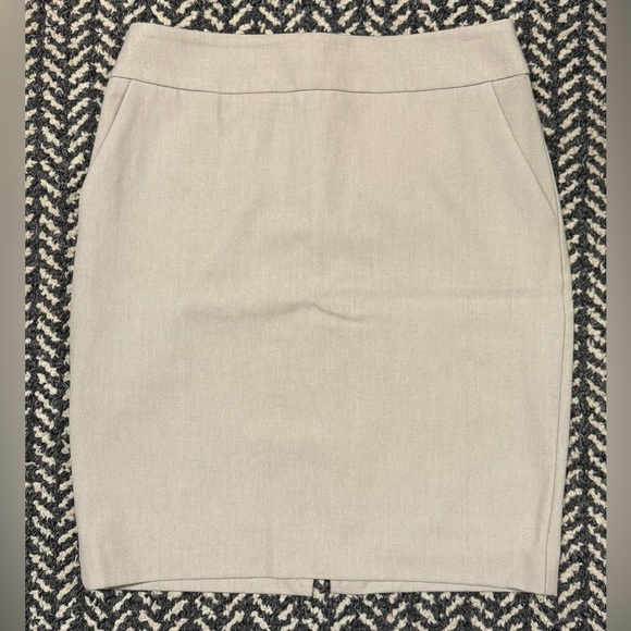 EXPRESS High Rise Pencil Skirt in Cream Size 12 - Picture 1 of 5